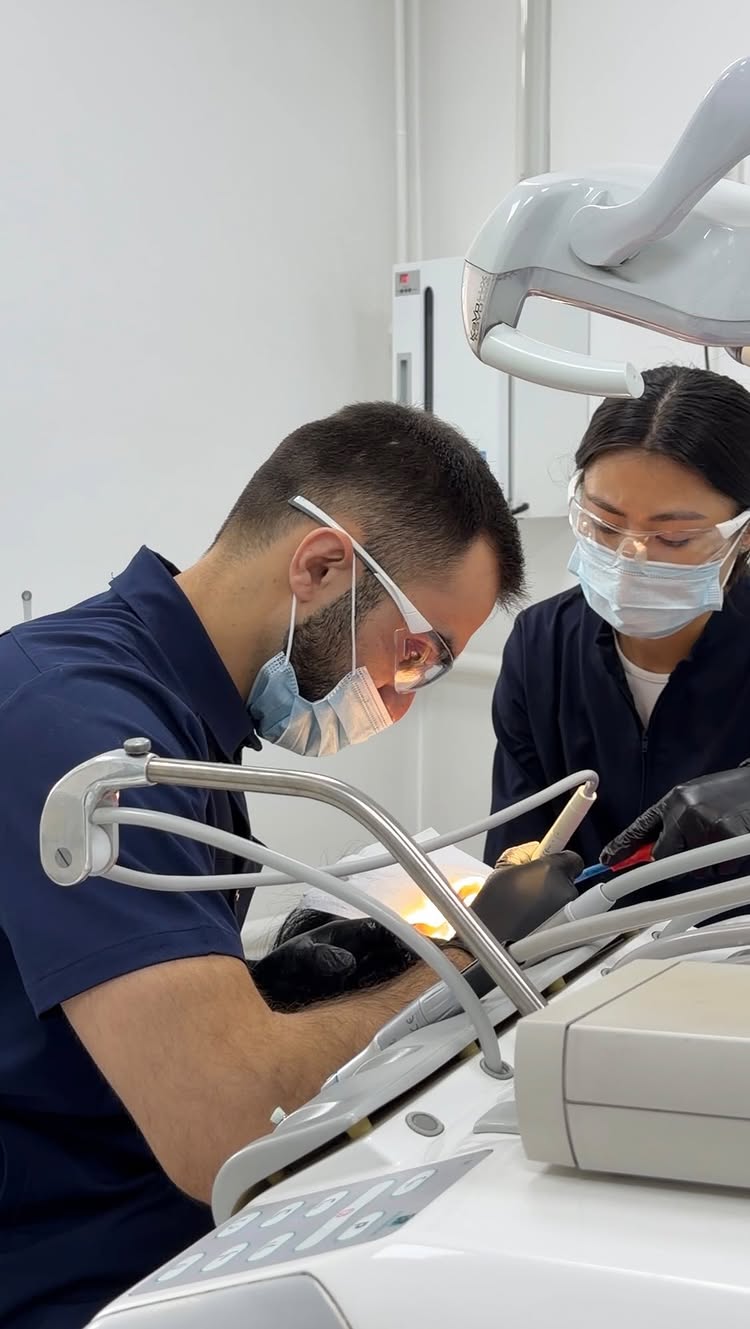 Установка коронок